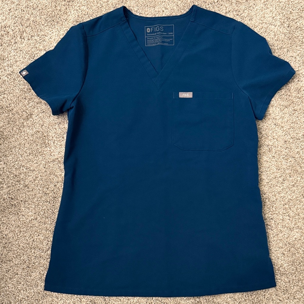 Figs Scrub Top